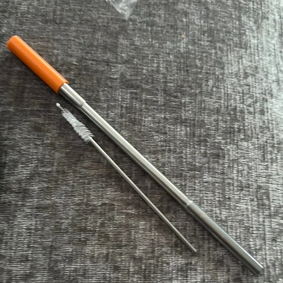 White and Orange Coffee Straw Dunkin' - Picture 7 of 8